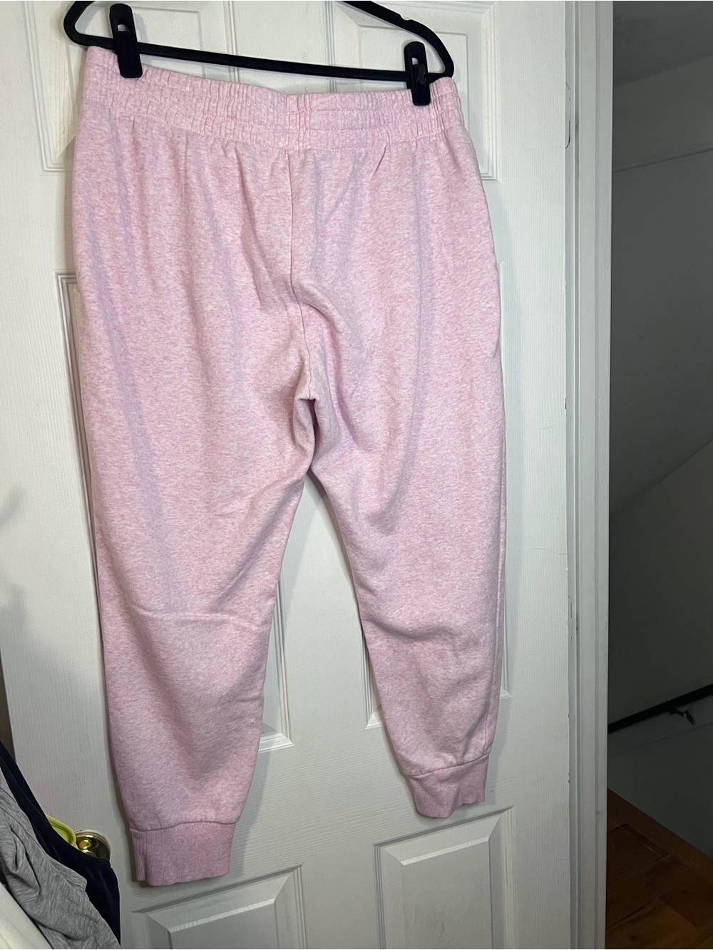 #651 Under Armour Women’s XL Pink Fleece Jogger Sweatpants CozyDrawstring Lounge - Picture 2 of 4
